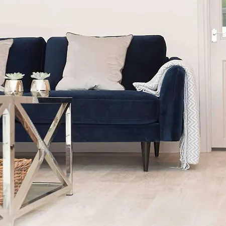Staycaysuk Garden Flat In The Heart Of Sleeps 2 شقة *